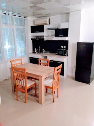 Vip Apart Svetlana Равда Екстер'єр фото