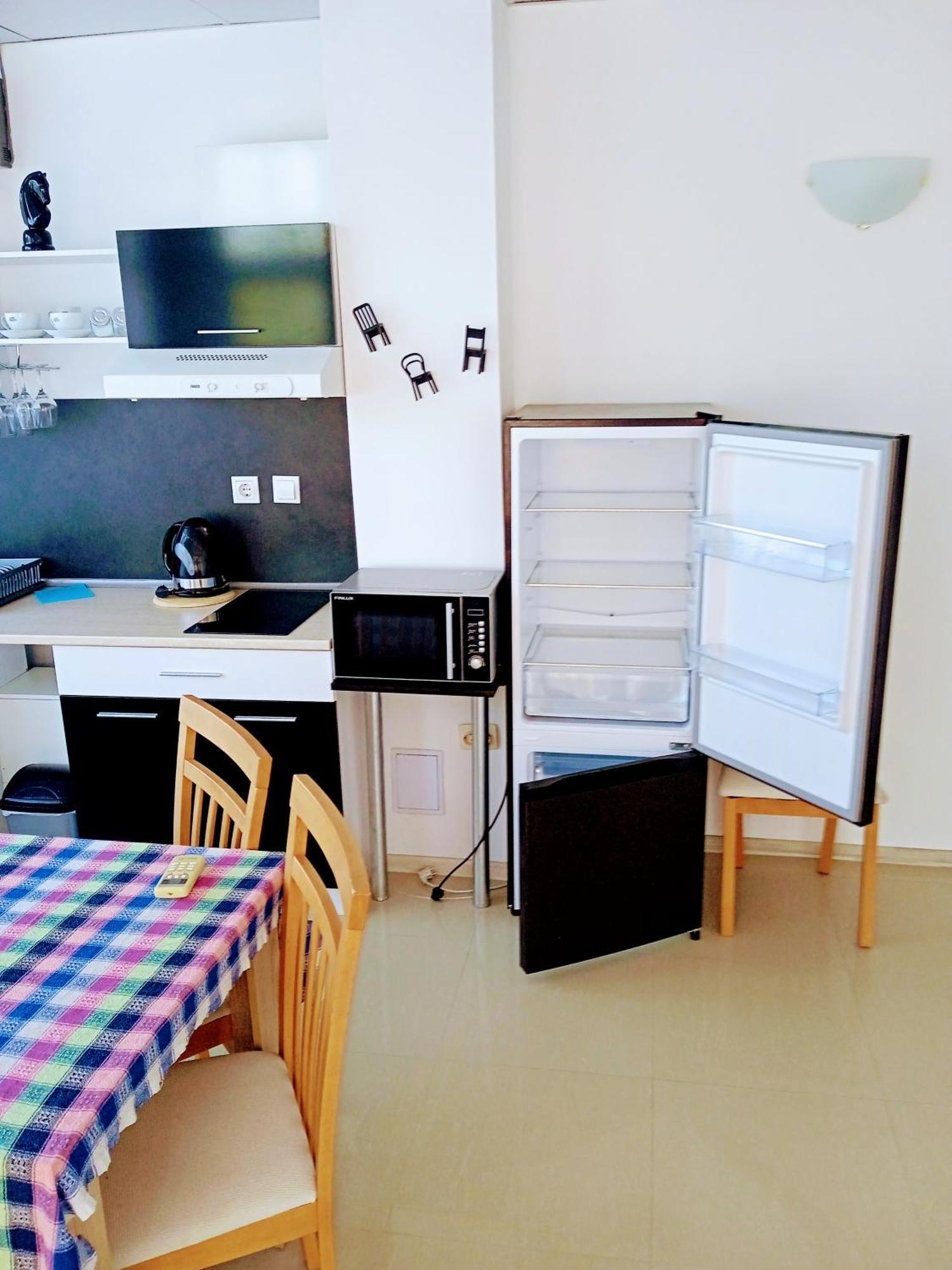 Vip Apart Svetlana Равда Екстер'єр фото
