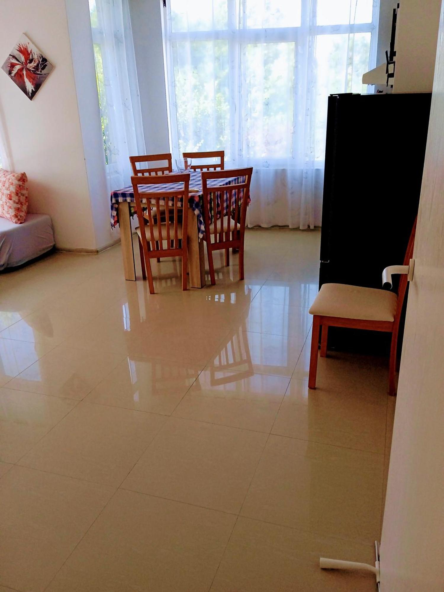 Vip Apart Svetlana Равда Екстер'єр фото